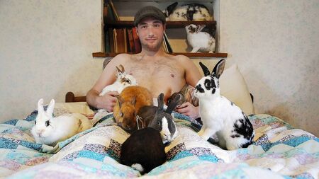 Stephen gets naked for novel Irish Farmer Calendar