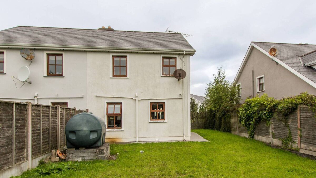 Ideal starter home on the market in Lanesboro