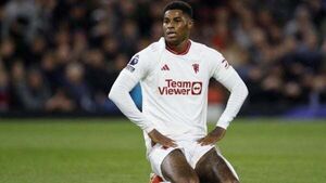 Manchester United striker Marcus Rashford unhurt after car crash Manchester United striker Marcus Rashford unhurt after car crash
