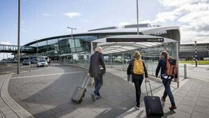 Over 17m passengers pass through Dublin and Cork airports in six months Over 17m passengers pass through Dublin and Cork airports in six months