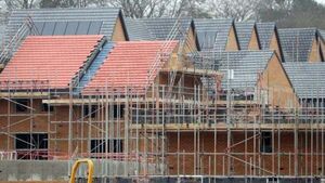 Asking prices for properties increase by 4%