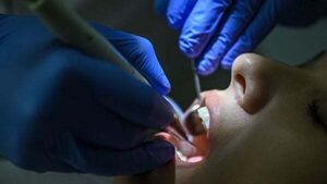Woman awarded nearly €100,000 over defective dental work Woman awarded nearly €100,000 over defective dental work