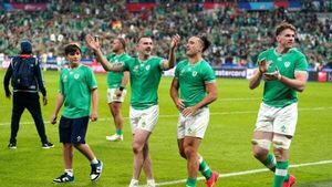 Ireland wings Mack Hansen and James Lowe on mend ahead of New Zealand showdown Ireland wings Mack Hansen and James Lowe on mend ahead of New Zealand showdown