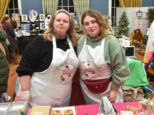 Zaneta and Kamila Hawrot at a Christmas Craft Fair in King House, Boyle. Pic. Enda Regan