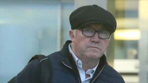 Bank worker suggested Michael Lynn be referred to Law Society in 2004 Bank worker suggested Michael Lynn be referred to Law Society in 2004