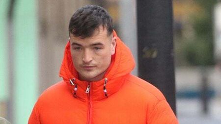 Man tells court he saw Kyle Hayes standing on and punching alleged victim lying on street