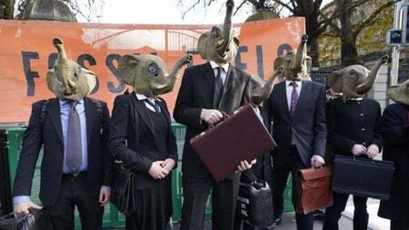 Climate protest takes place in Dublin ahead of Cop28