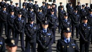 Early intake of Garda recruits 'an attempt to make the figures look better', union says Early intake of Garda recruits 'an attempt to make the figures look better', union says