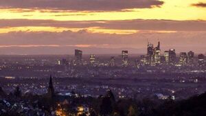 Inflation in Europe falls to 2.4%, the lowest in more than two years