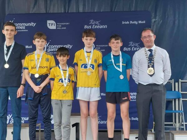 The Tarmonbarry/Scramogue U-13 chess team, with National President Gerry McGuinness, that won silver medals at the national finals of Community Games in Carlow. 