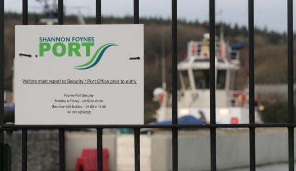 Five men arrested in connection to cocaine seized on Limerick cargo ship - Homepage - Vimarsana News