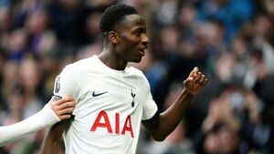 Pape Sarr set to sign new contract tying him to Tottenham until 2030 Pape Sarr set to sign new contract tying him to Tottenham until 2030