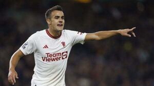 Sergio Reguilon returning to Tottenham as Manchester United cut short loan deal
