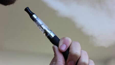 e-cigarettes sale banned to children