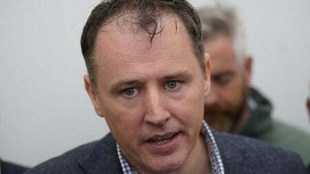 Restaurants should offer seconds for free to cut food waste, Minister says