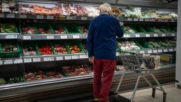 Thousands of households to take part in survey to track Irish spending habits