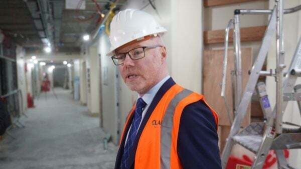 Donnelly ‘not satisfied’ with management of patient flow at some hospitals