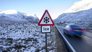 Met Éireann issues ice warning as temperatures plummet in Roscommon 