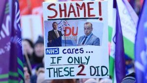 DUP Stormont boycott seriously scarring Northern Ireland – Alliance MP DUP Stormont boycott seriously scarring Northern Ireland – Alliance MP