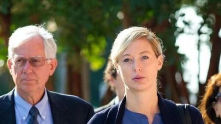 Molly and Tom Martens to be released from prison three weeks early