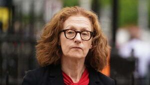 Ex-RTÉ finance chief Breda O'Keefe got €450,000 exit payment Ex-RTÉ finance chief Breda O'Keefe got €450,000 exit payment
