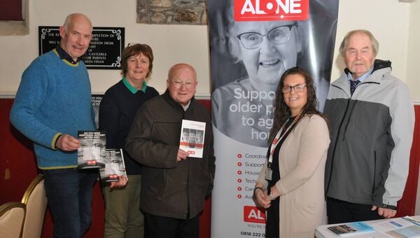 Pat Towey, Ballaghaderreen Men’s Shed; Madeline Scahill, Danny Burke, Carol Duffy, and Larry Cunningham pictured at the recent ‘Keeping It Lit’ mental health awareness evening in the Trinity Arts Centre, Castlerea. Pic. Liam Reynolds Pat Towey, Ballaghaderreen Men’s Shed; Madeline Scahill, Danny Burke, Carol Duffy, and Larry Cunningham pictured at the recent ‘Keeping It Lit’ mental health awareness evening in the Trinity Arts Centre, Castlerea. Pic. Liam Reynolds