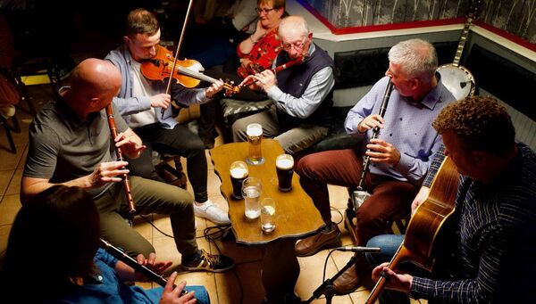 Liz Wynne, Shane Carlos, Dylan Carlos, John Carlos, John Wynne and John McCartin at Boland's Bar, Fairymount.