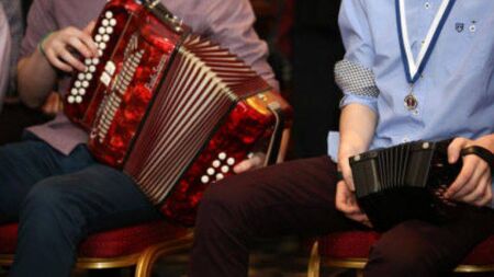 Fundraising trad seisiún to support Roscommon man with MND