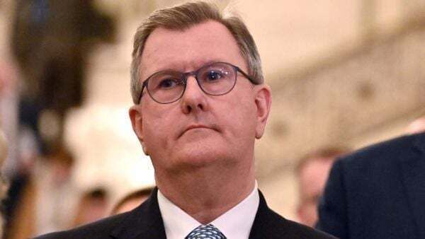 Man removed from plane following ‘verbal altercation’ with DUP leader Donaldson