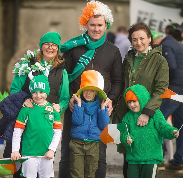 Laura and Shane Donlon, Liam and Ronan Muldoon with Carol and Lenny Geraghty, pictured at the Lanesboro/Ballyleague St. Patrick’s Day Parade. Pic. Gerard O’Loughlin Laura and Shane Donlon, Liam and Ronan Muldoon with Carol and Lenny Geraghty, pictured at the Lanesboro/Ballyleague St. Patrick’s Day Parade. Pic. Gerard O’Loughlin