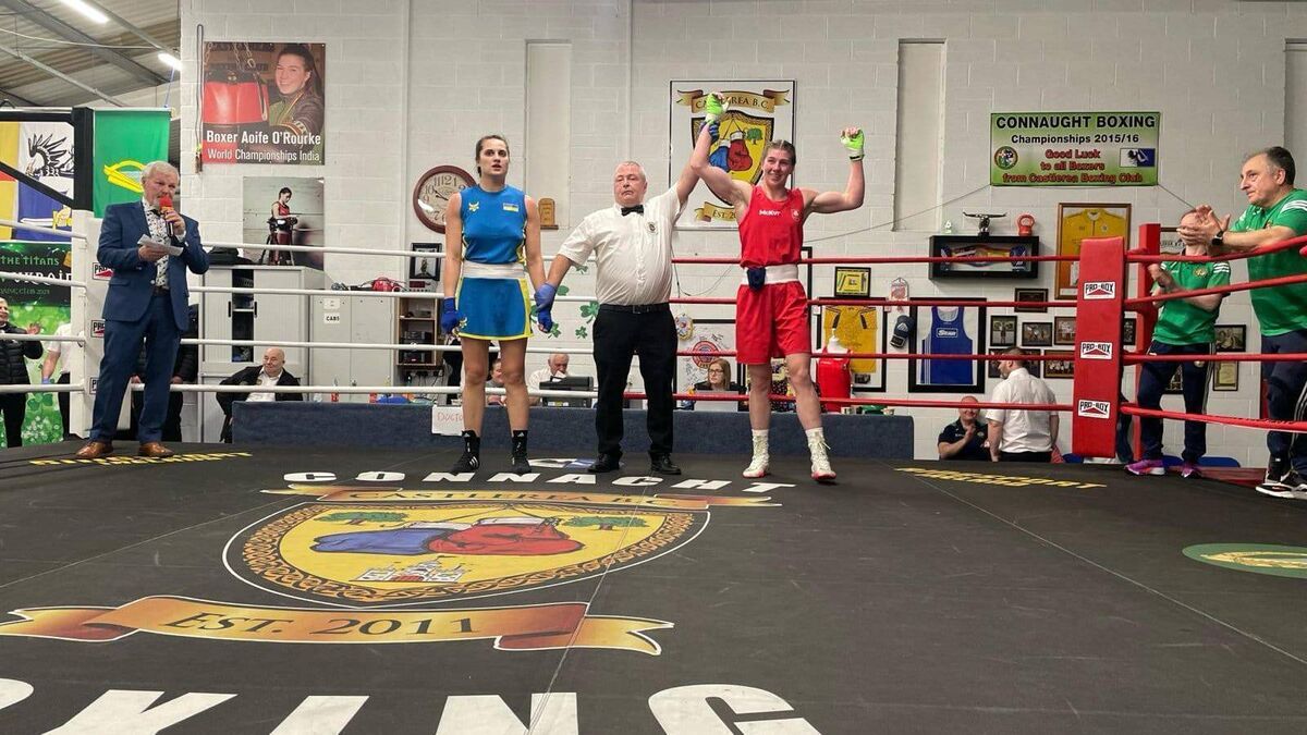 Emotional night at The Hub in Castlerea as O’Rourke sisters take to the ring