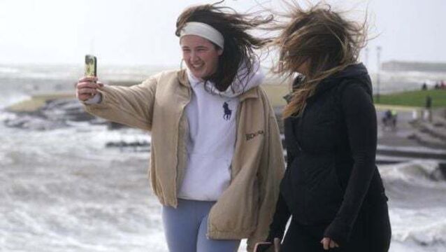 Storm Kathleen: Status yellow warning in place for three counties, 2,000 homes without power