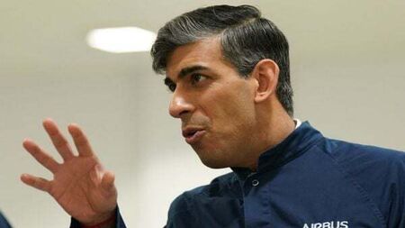 Asylum seekers going to Ireland shows Rwanda plan's deterrent effect working, says Sunak