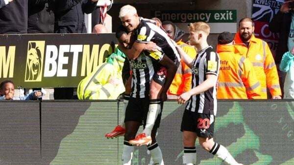 Alexander Isak scores twice as Newcastle relegate Sheffield United with big win