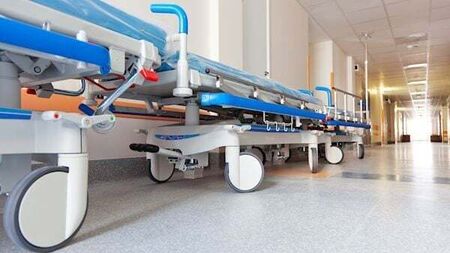 Hospital overcrowding: More than 450 patients waiting for a bed