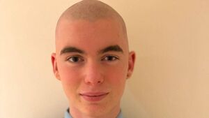 Teenager raises funds for cancer research