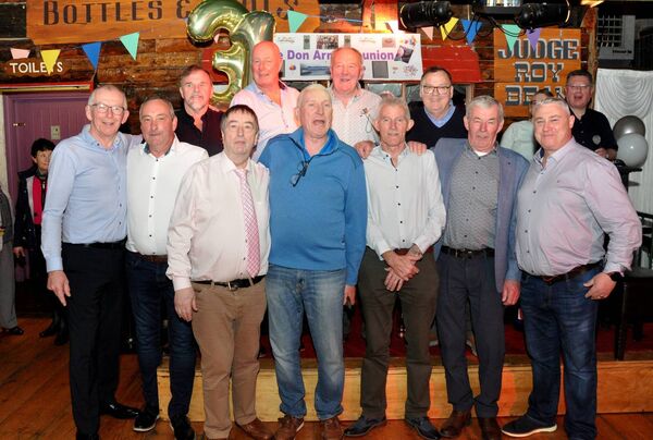 Liam Callaghan with former bar staff of the Don Arms Hotel in Castlerea at a special Don Arms reunion night in Garvey’s of Ballintubber in aid of the Mayo/Roscommon Hospice. Pic. Liam Reynolds