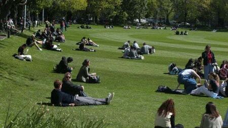 Warm weather set to continue with highs of 23 degrees