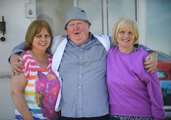 Regina Lohan, Knockcroghery; Richard Dudley, Tullamore and Maura Quigley, Creevy, pictured at the Roscommon Ploughing Championships in Ballinaheglish. Pic. Gerard O’Loughlin Regina Lohan, Knockcroghery; Richard Dudley, Tullamore and Maura Quigley, Creevy, pictured at the Roscommon Ploughing Championships in Ballinaheglish. Pic. Gerard O’Loughlin