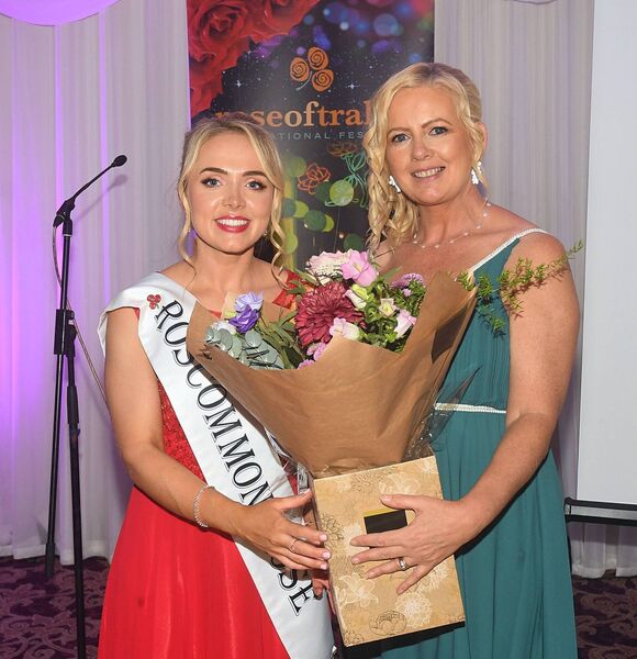 Winner of the Rose of Roscommon 2022 Bernie Ryan Donnelly making a presentation to Roscommon Rose Centre Chairperson Yvonne Donohue. Pic. Gerard O'Loughlin Winner of the Rose of Roscommon 2022 Bernie Ryan Donnelly making a presentation to Roscommon Rose Centre Chairperson Yvonne Donohue. Pic. Gerard O'Loughlin