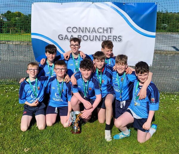The Kilmore U-14 boys’ rounders team that were crowned Connacht champions. Back row (l-r): Shane Reynolds, Micheál Carroll, Darragh Beirne. Front row (l-r): Éanna Carroll, Adam Ffrench, Eoin Carroll, Leighton O’Flynn, Oisín Keenaghan and Dara Carroll. 