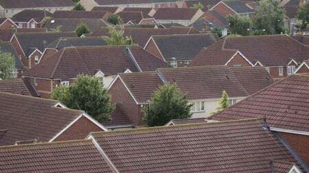 House price inflation jumps to almost 8% amid lack of supply