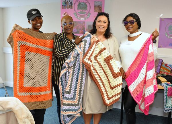 Zodwa Mamba, Moyosade Oyinloye,and Roseline Maseko with Martina Jennings, CEO Mayo Roscommon Hospice Foundation at the presentation of Blankets of Hope to the Hospice. Pic. Liam Reynolds Zodwa Mamba, Moyosade Oyinloye,and Roseline Maseko with Martina Jennings, CEO Mayo Roscommon Hospice Foundation at the presentation of Blankets of Hope to the Hospice. Pic. Liam Reynolds
