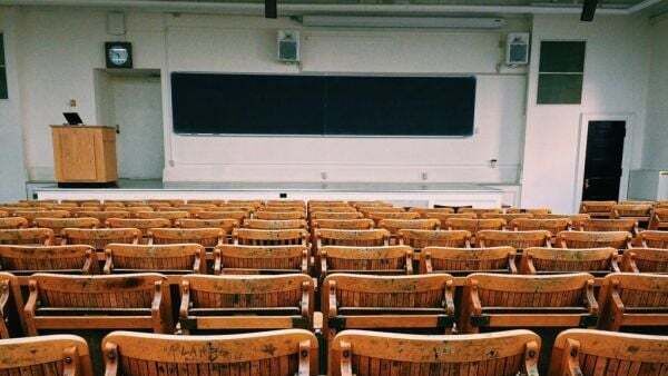 CAO change of mind facility to close at 5pm