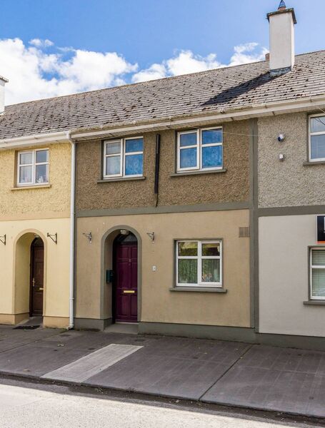 Number 3 Main Street, Elphin has arrived on the market in excellent condition.