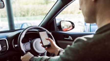 Total of 40% of young drivers admit to checking their phones while driving