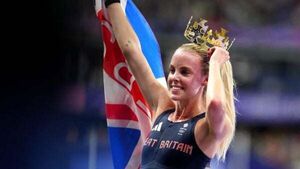 Queen Keely Hodgkinson dons golden crown after stunning 800 metres victory Queen Keely Hodgkinson dons golden crown after stunning 800 metres victory