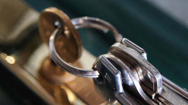 Mortgage holders advised to act with 'extreme caution' amid interest rate change