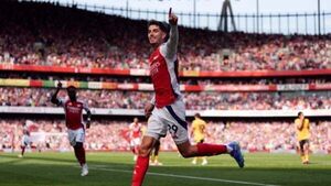 Kai Havertz and Bukayo Saka on target as Arsenal open with win over Wolves