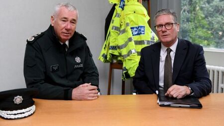 NI policing body condemns civil servant over chief constable rebuke